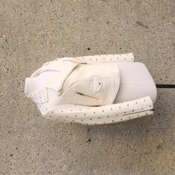 Zara white leather jacket with studs - Picture 3 of 16